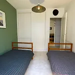 Holiday home Maison Familiale 400m De La