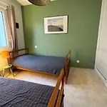 Maison Familiale 400m De La Holiday home