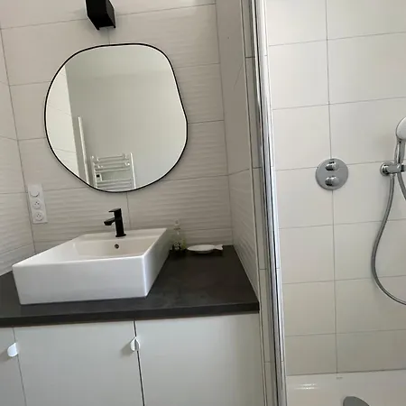 Maison Familiale 400m De La