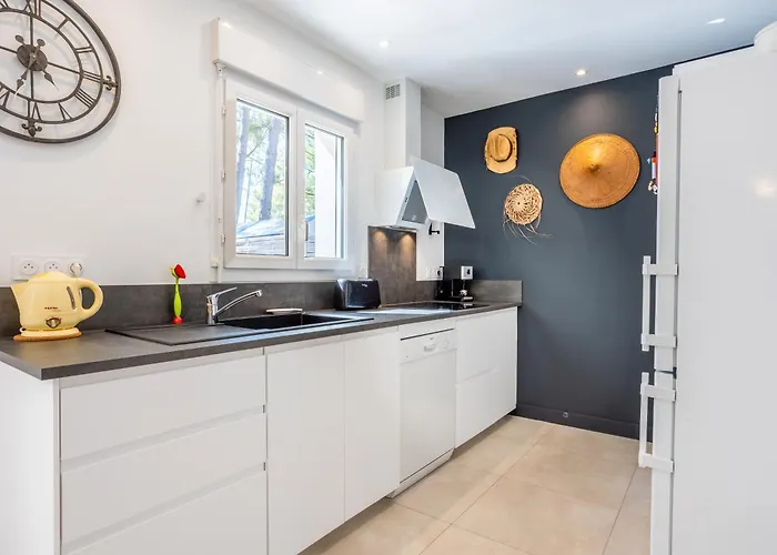 Nyaraló Maison Familiale 400m De La